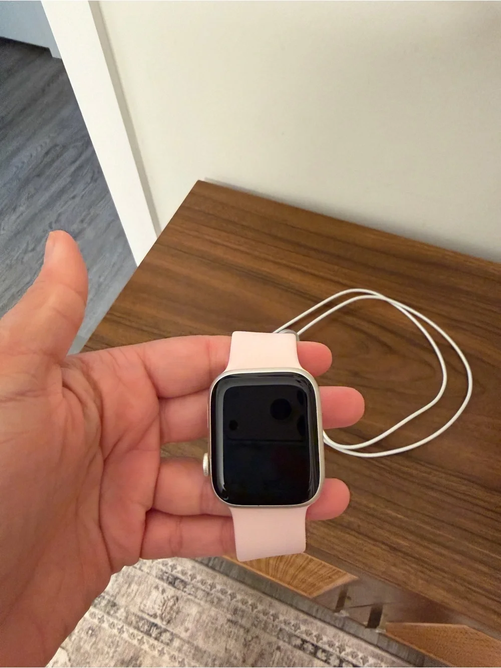 Apple Watch with Light Pink Silicone Band Series 8 45 MM